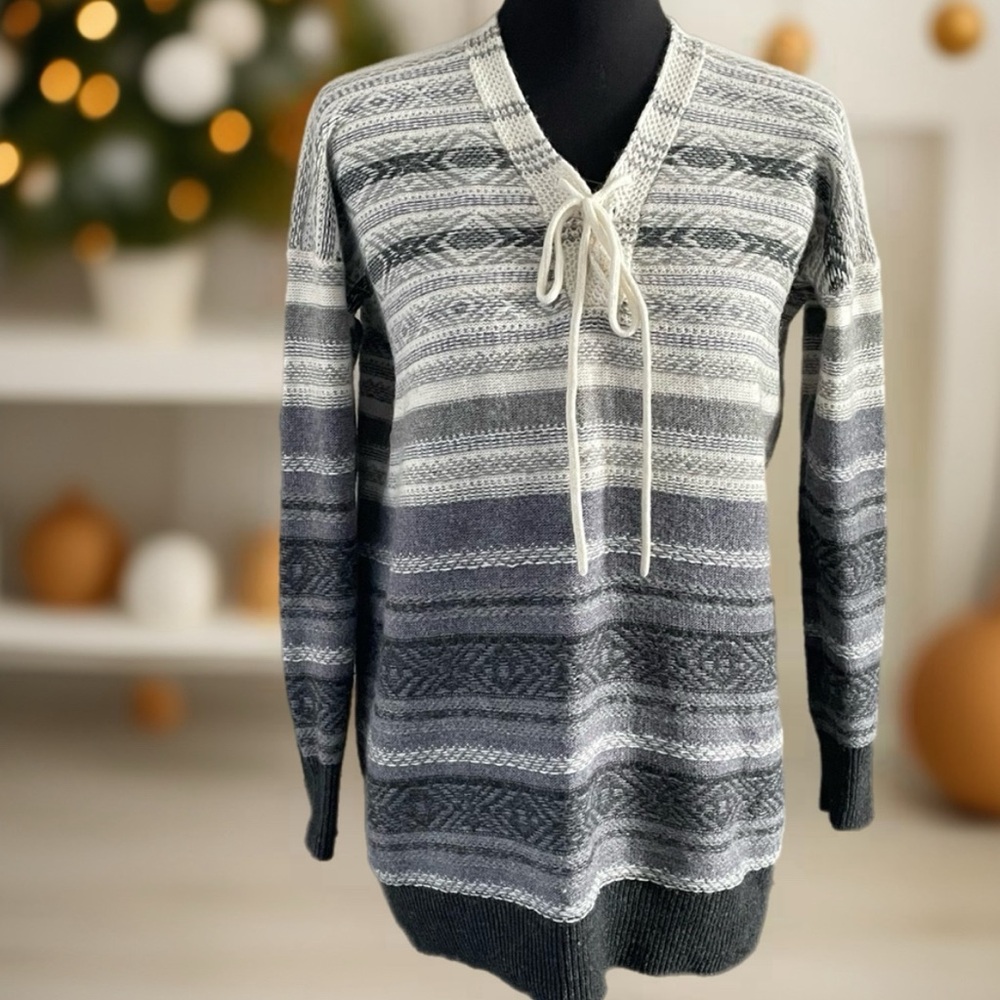 Lucky Brand Wool Alpaca V-Neck Striped Tunic White Gray Cream Lace Up Sweater M
